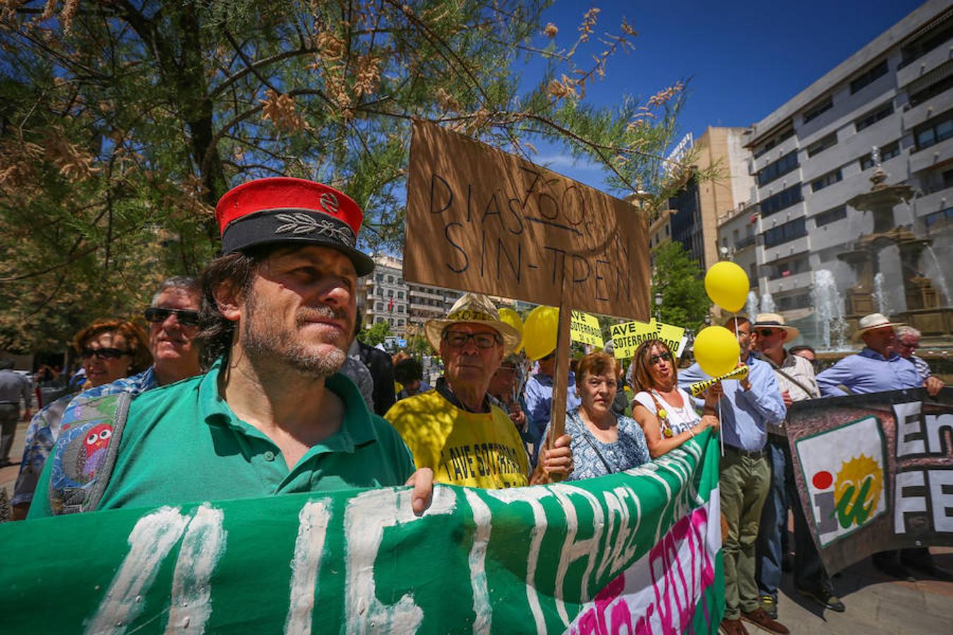 Granada vuelve a clamar contra el aislamiento ferroviario