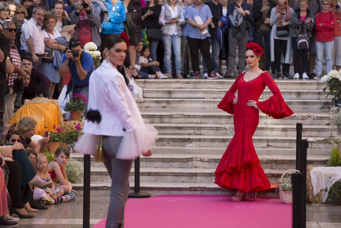 Pasarela de moda flamenca en las Pasiegas