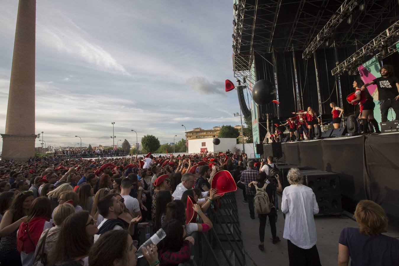 En Órbita, bajo el sol