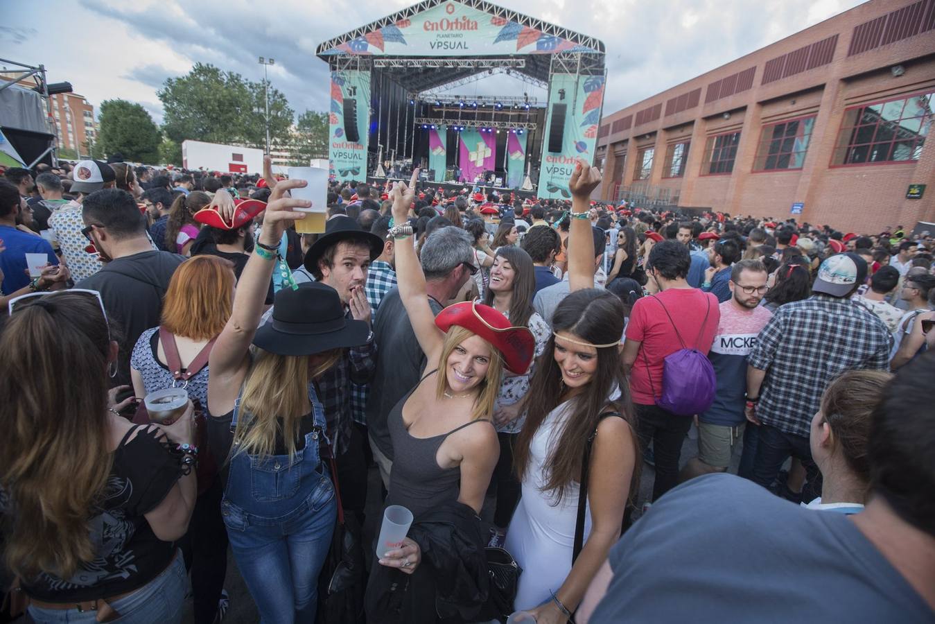 En Órbita, bajo el sol