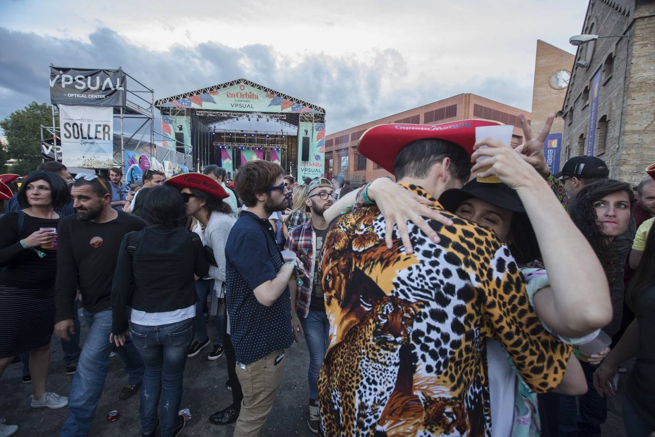 En Órbita, bajo el sol