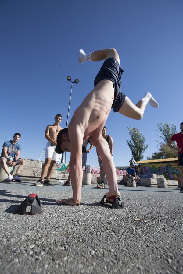 Street Workout, la otra vida del botellódromo