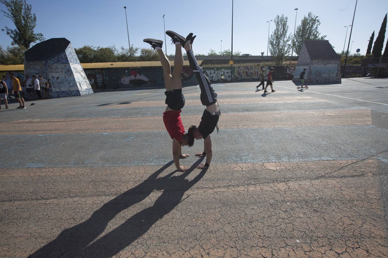 Street Workout, la otra vida del botellódromo