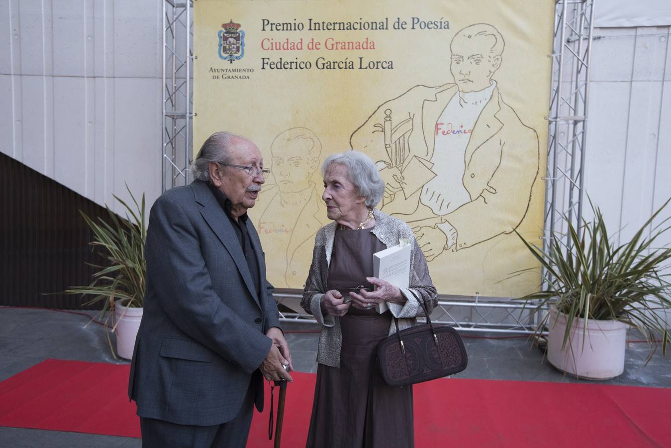 Ida Vitale recalca el poder hipnótico de Federico al recoger el Premio García Lorca