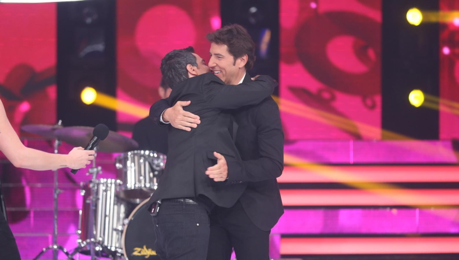 El momentazo en el que el granadino Fran Valenzuela pide matrimonio a su chica en &#039;Tu Cara No Me Suena Todavía&#039;