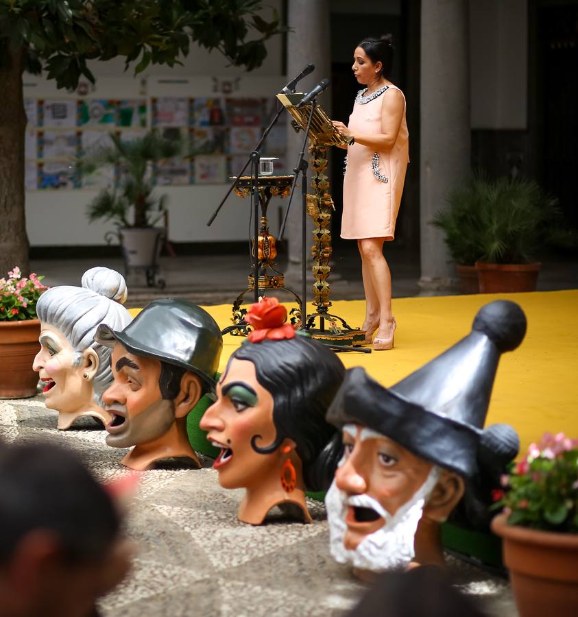 &quot;¡Granadinos! Fe y jolgorio, y a disfrutar la fiesta&quot;