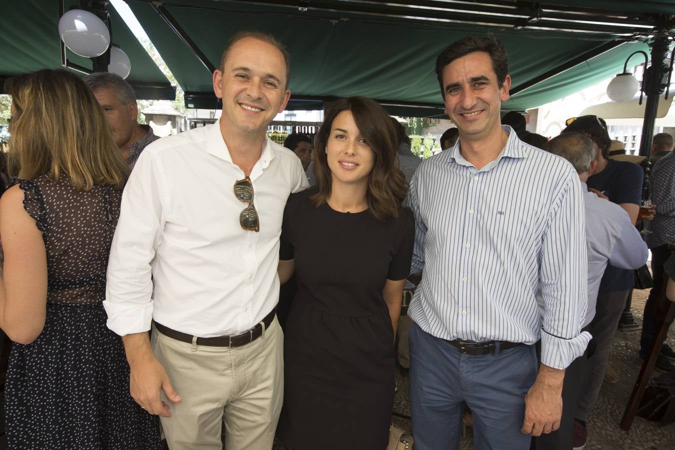 Y aquí estamos de nuevo