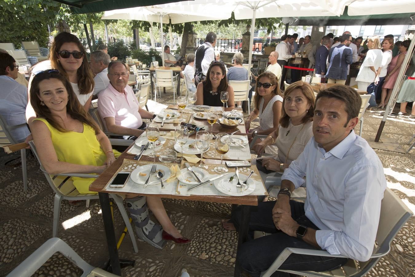 Y aquí estamos de nuevo