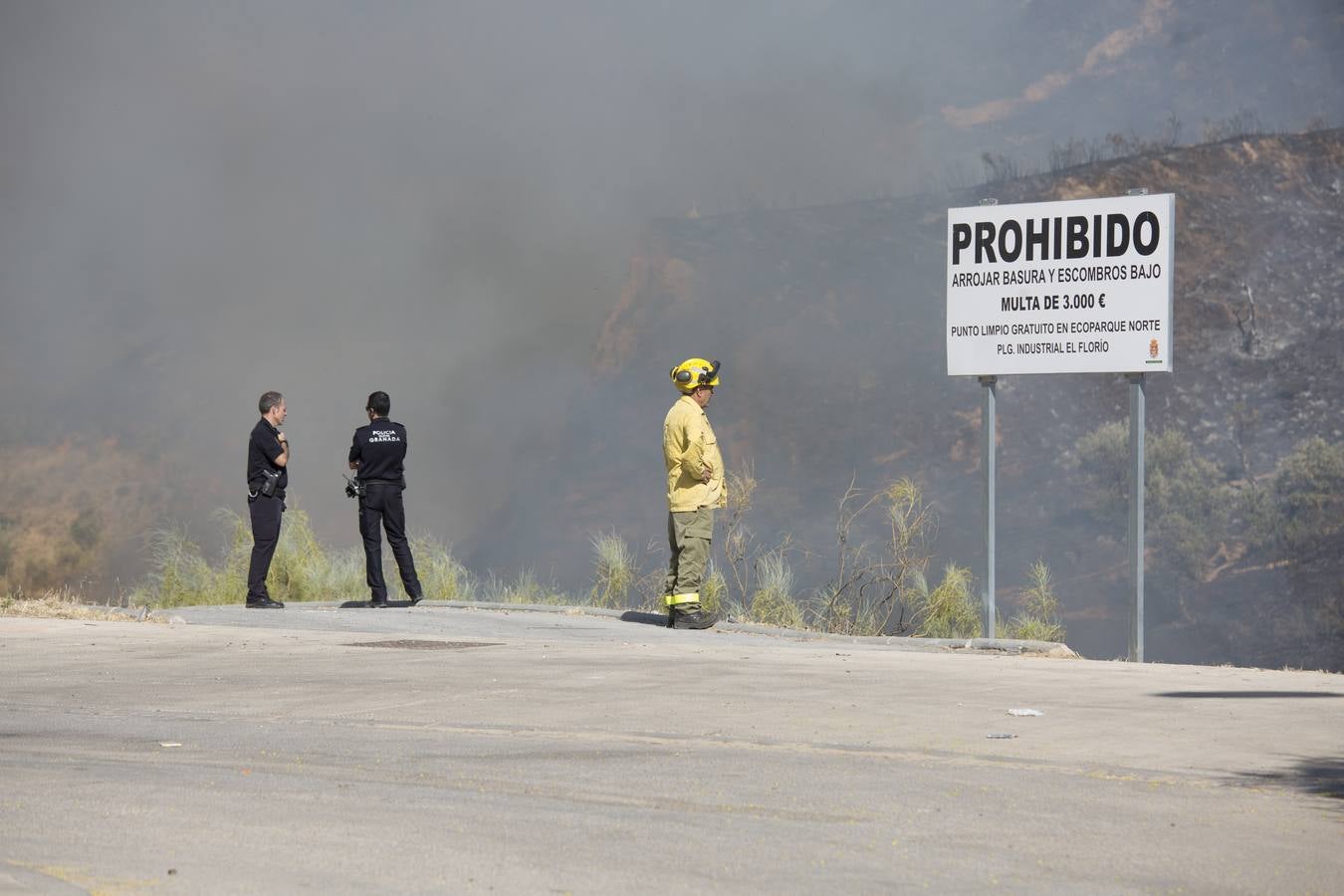 Las imágenes del incendio en el barranco de San Jerónimo
