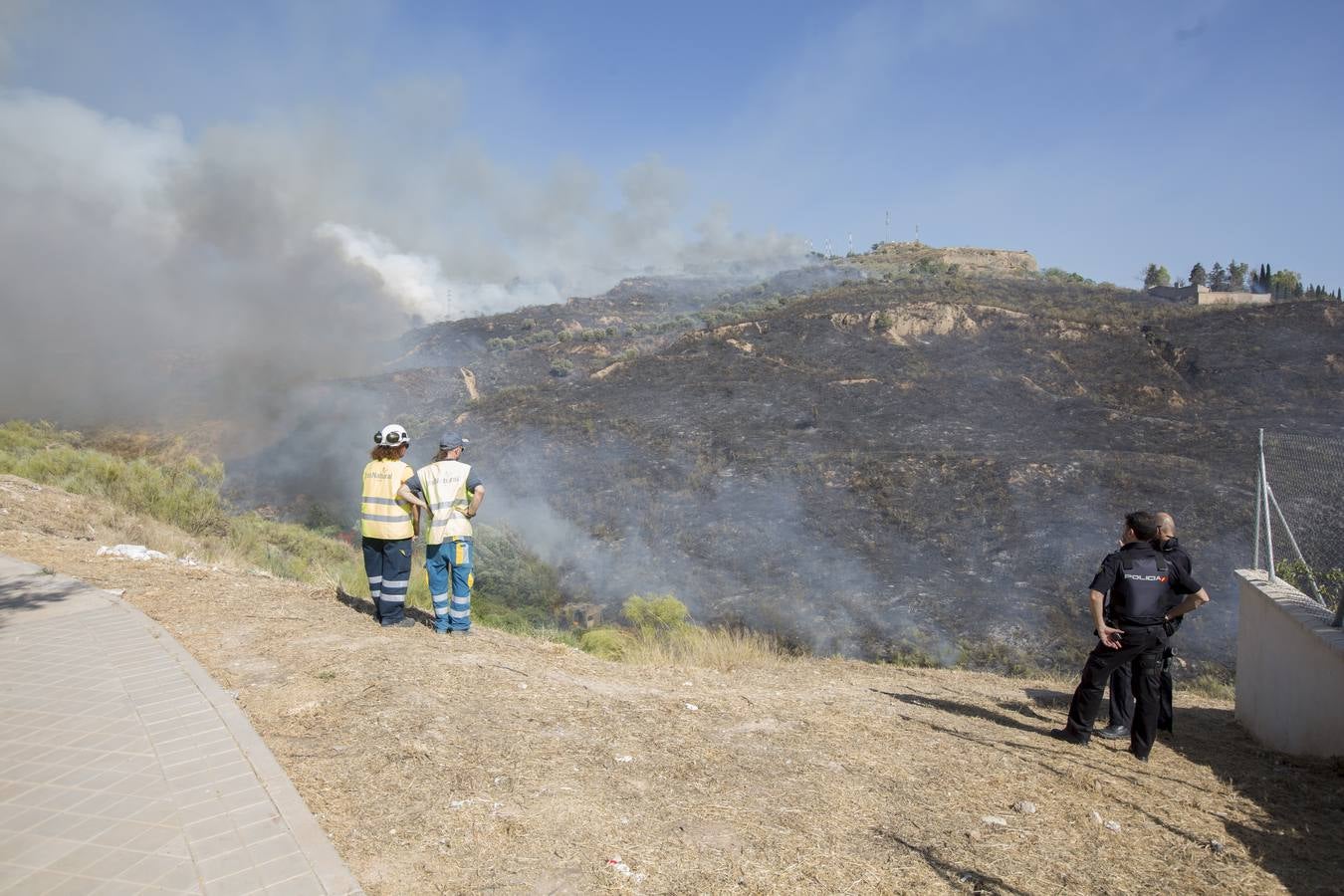 Las imágenes del incendio en el barranco de San Jerónimo