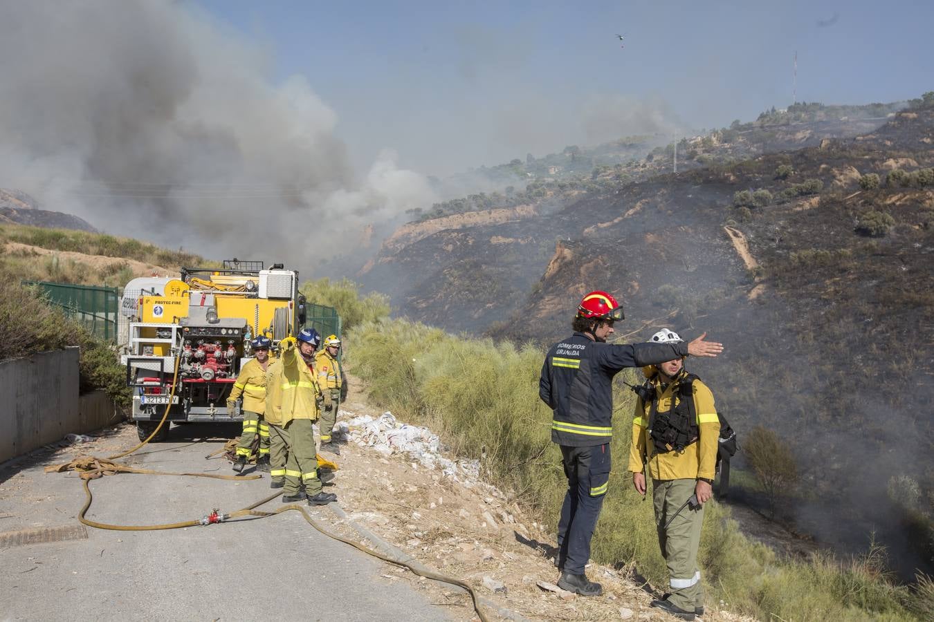 Las imágenes del incendio en el barranco de San Jerónimo