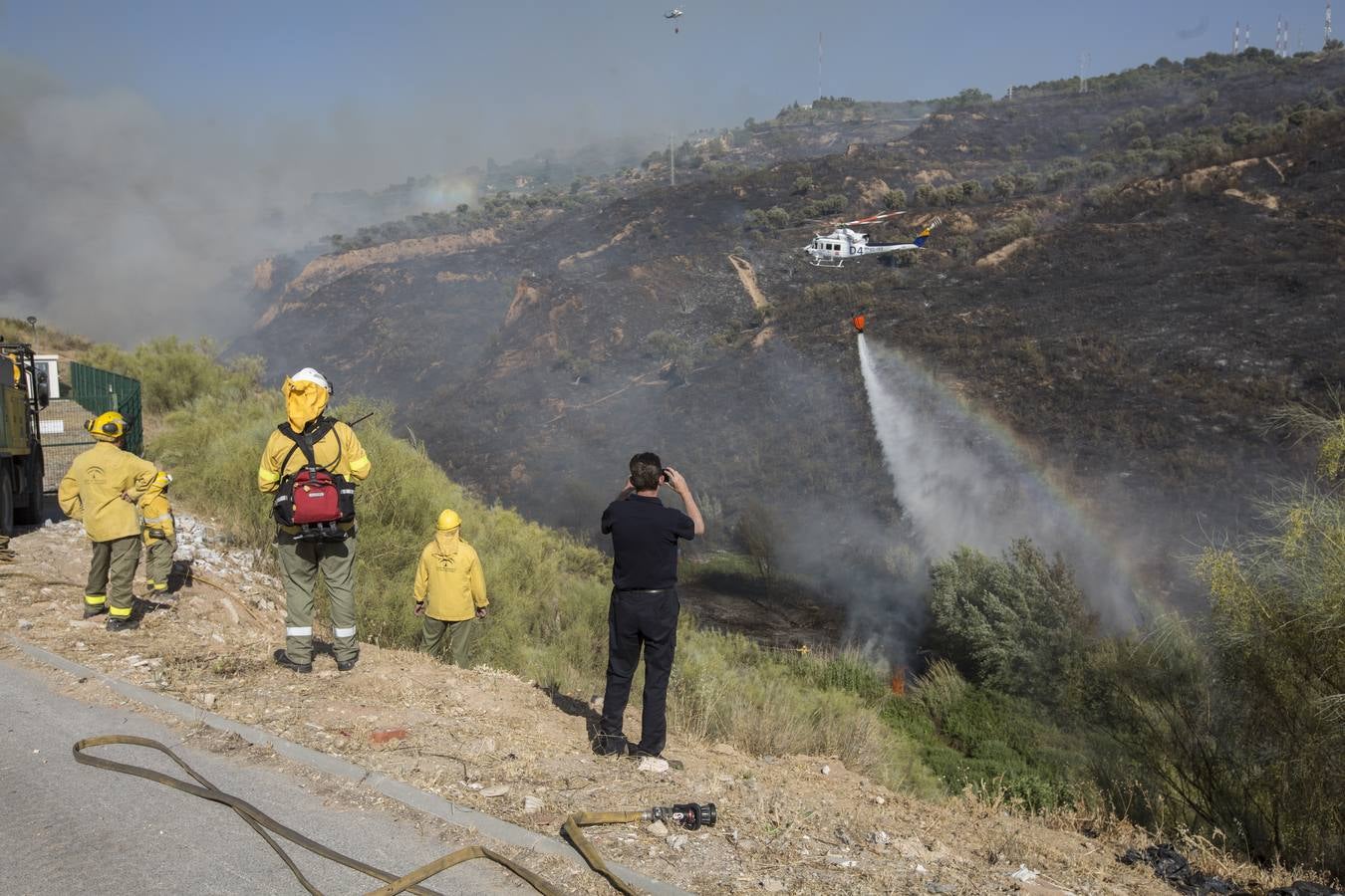 Las imágenes del incendio en el barranco de San Jerónimo