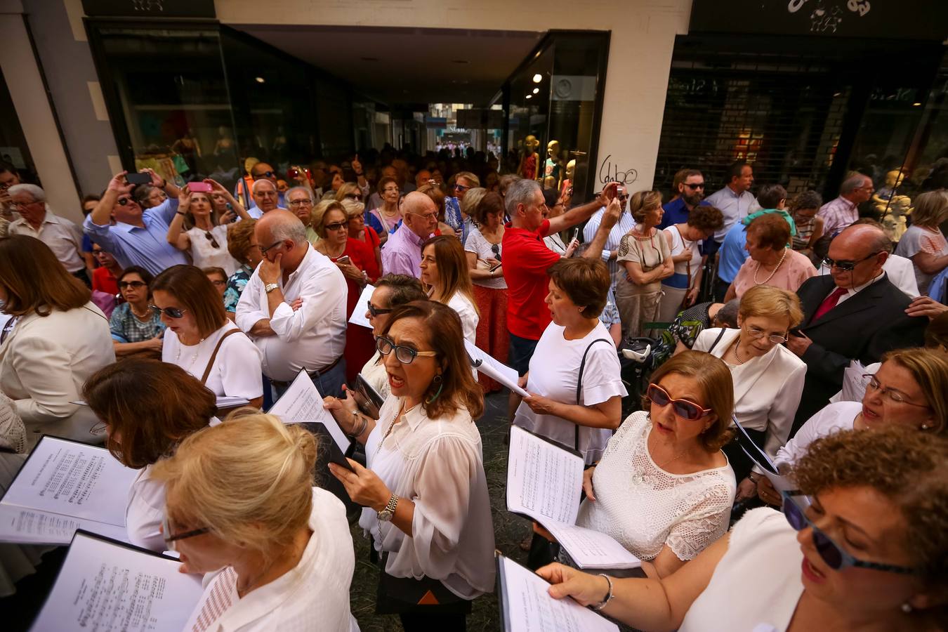 Ambiente durante la procesión del Corpus