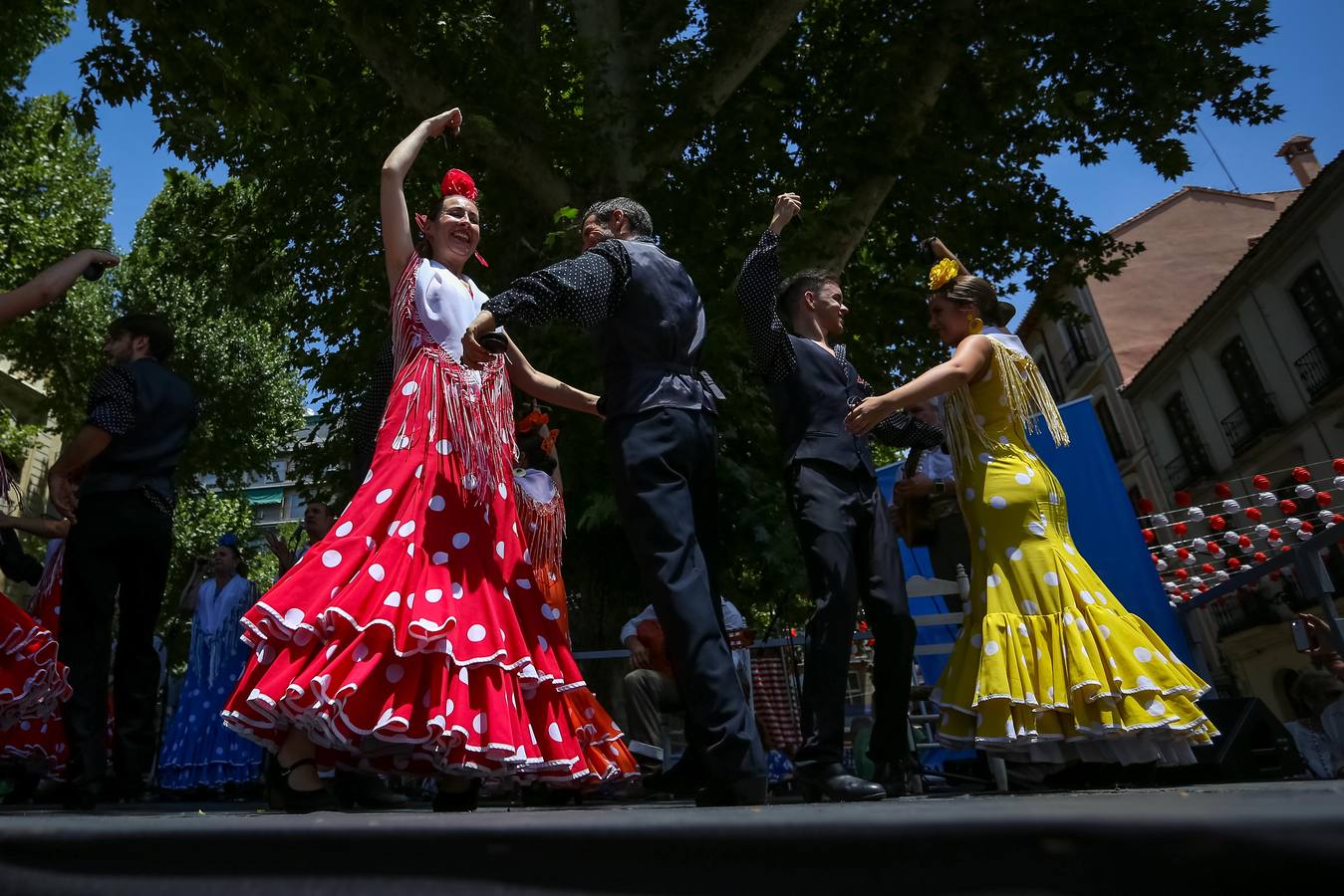 Ambiente en el centro de Granada durante el jueves de Corpus