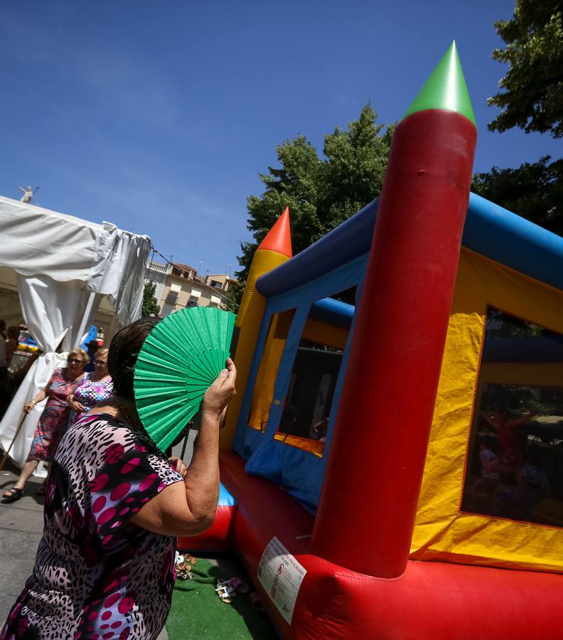 Ambiente en el centro de Granada durante el jueves de Corpus