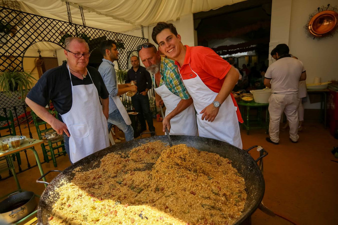 Ambiente en el ferial de Almanjáyar