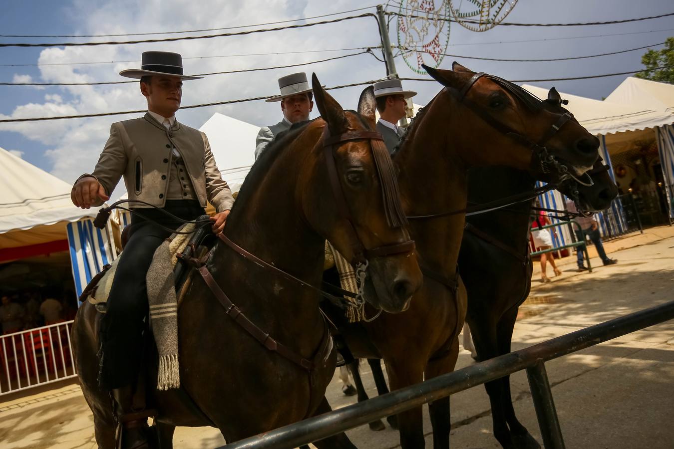 Ambiente en el ferial de Almanjáyar