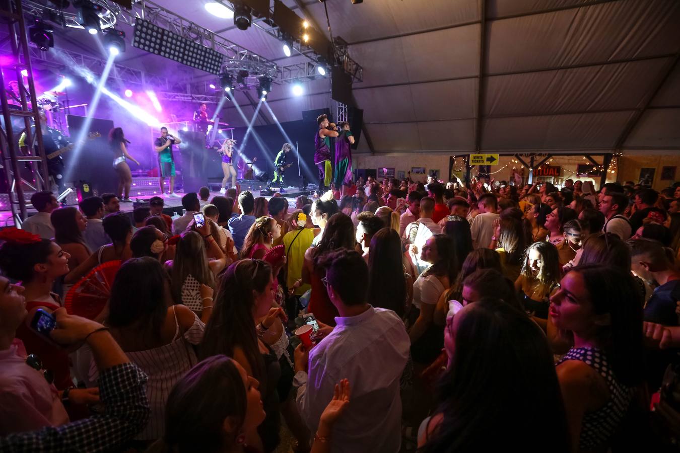 Y la fiesta del miércoles de Corpus se adentra en la madrugada