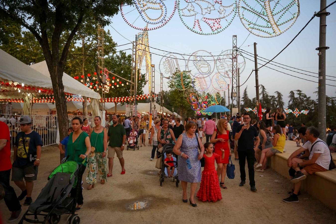 Los granadinos desafían al calor el miércoles de Corpus