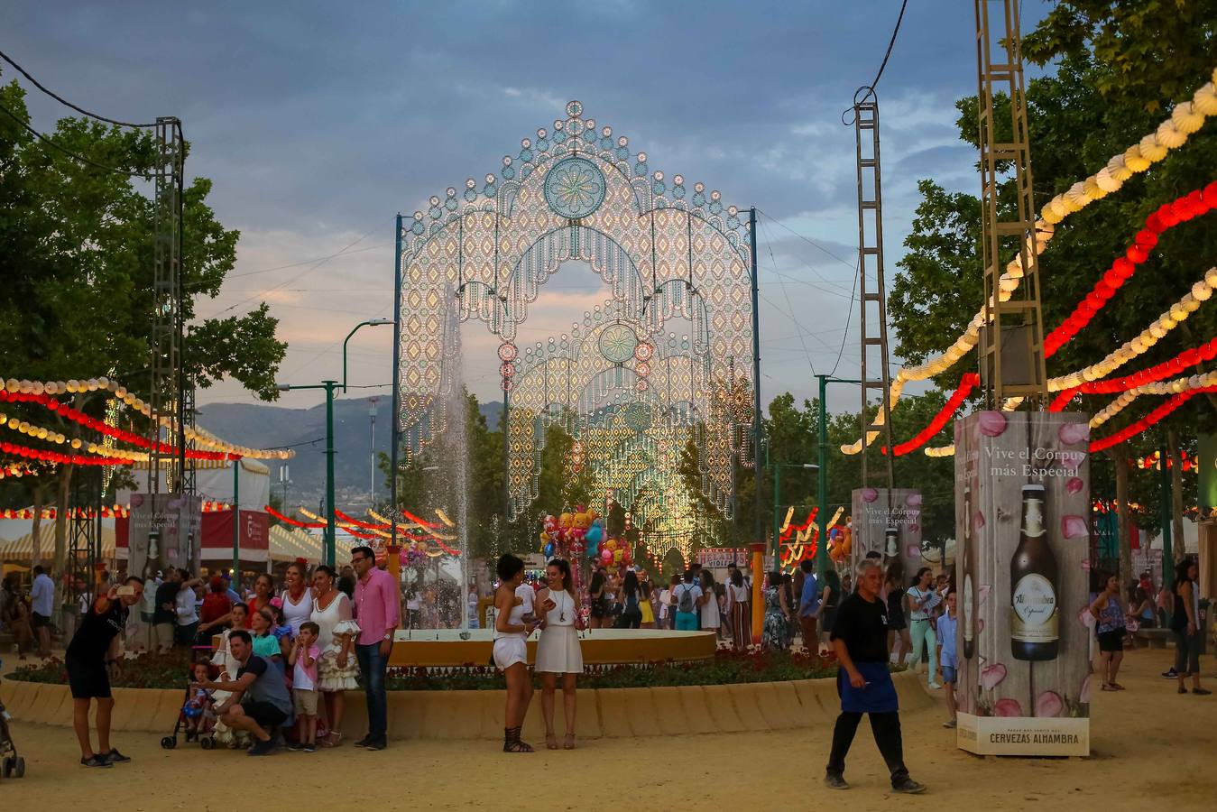 Los granadinos desafían al calor el miércoles de Corpus