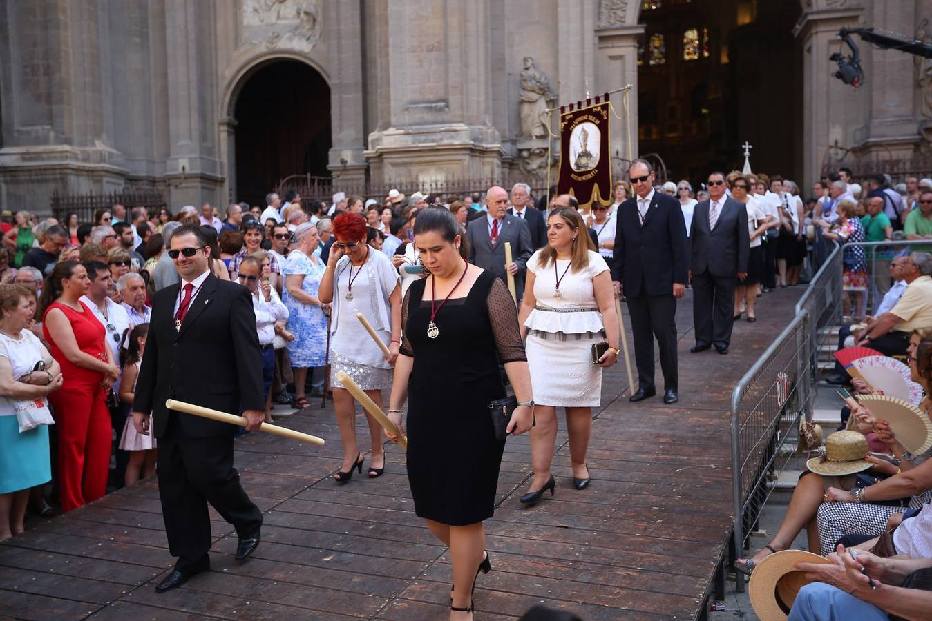 La procesión marca el día grande del Corpus (II)