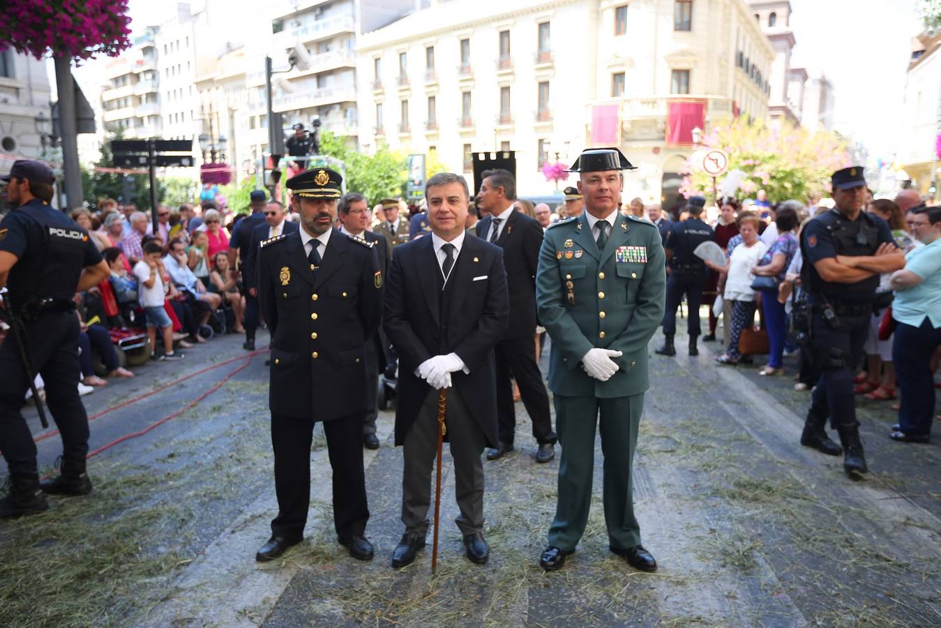 La procesión marca el día grande del Corpus (III)