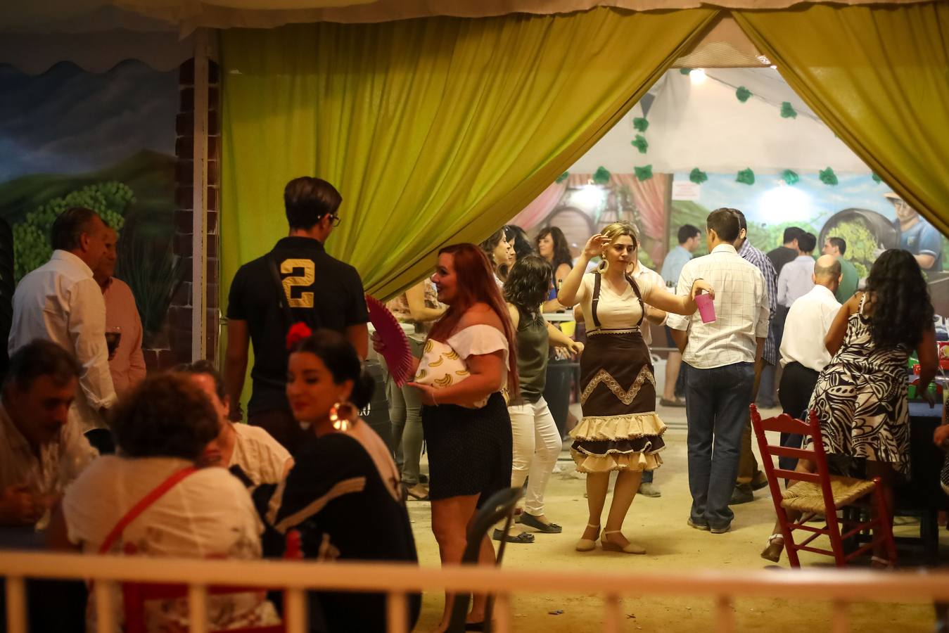 El jueves de Corpus se vive de noche en el ferial