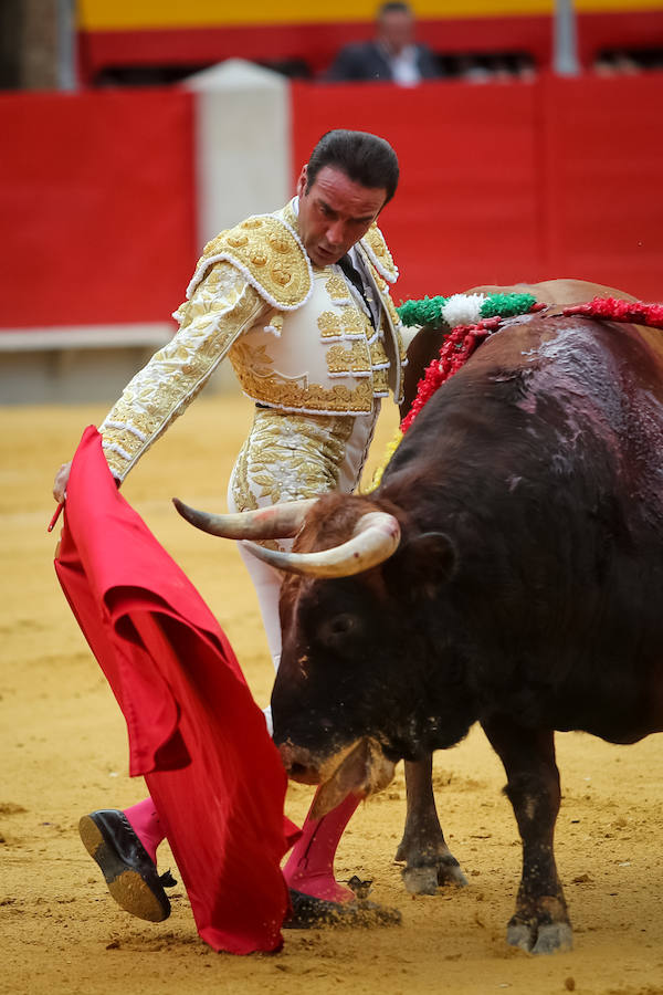 Dos Reyes y un Emperador