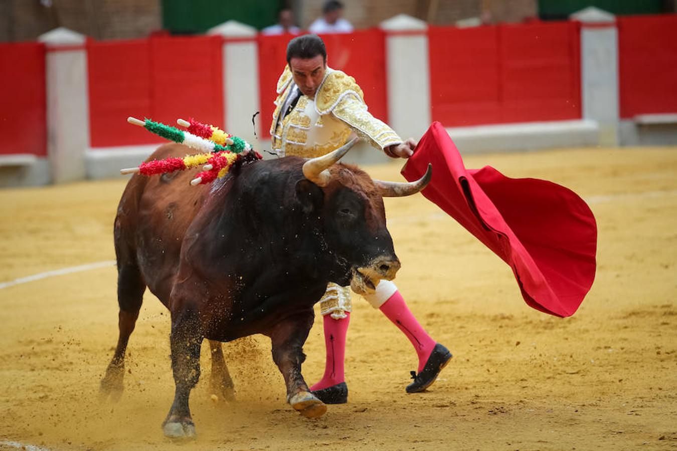 Dos Reyes y un Emperador