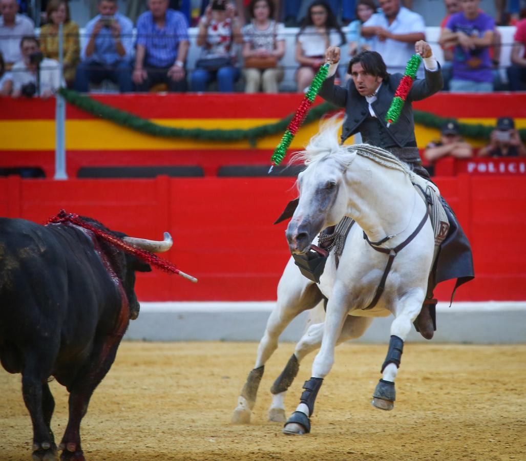 A pie por la Puerta Granda