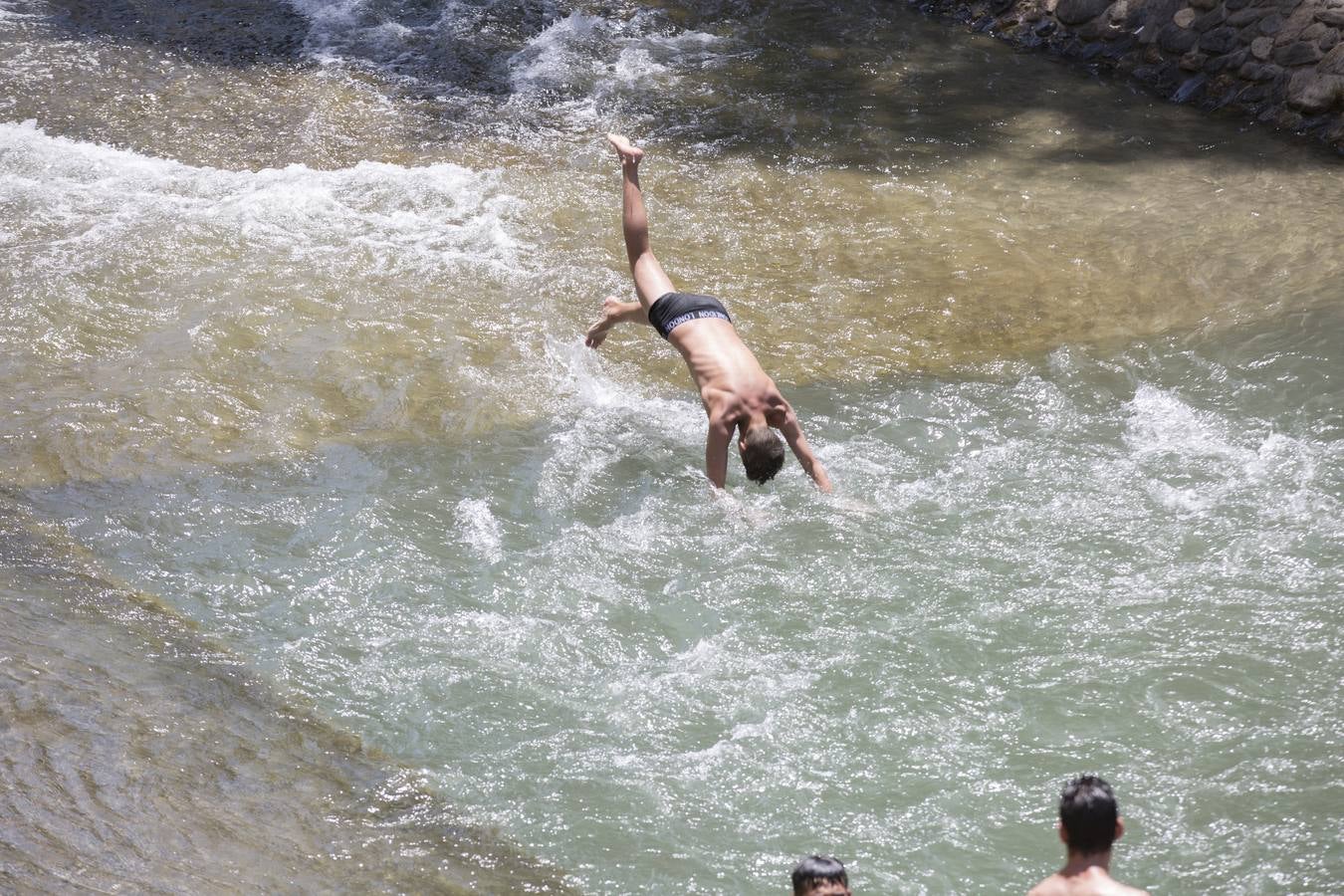 Granada sucumbe a la ola de calor