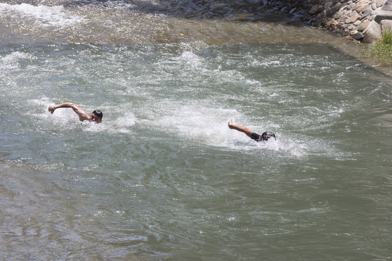 Granada sucumbe a la ola de calor