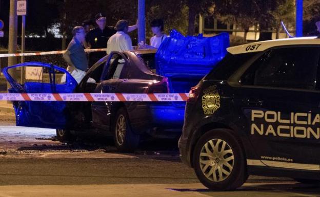 El fallecido hallado en un coche incendiado en Sevilla se suicidó
