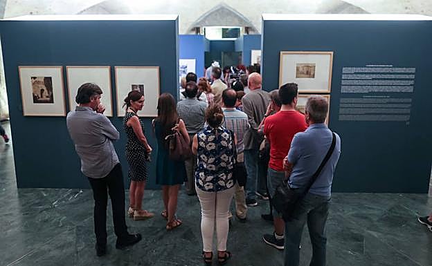 La Alhambra organiza visitas gratis a la exposición “Oriente al Sur”