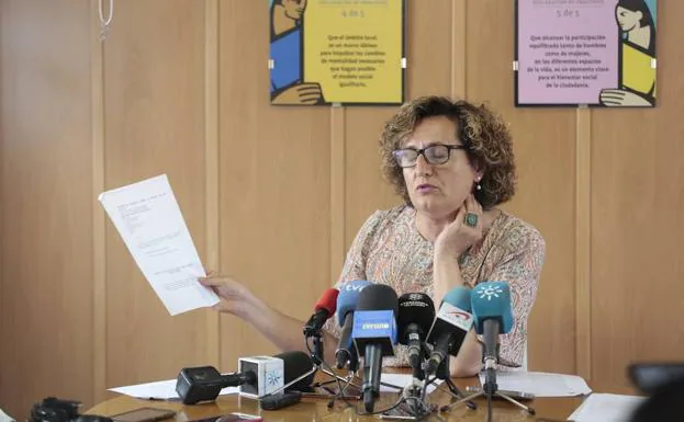 La asesora de Juana Rivas confía en el sistema judicial pese a sus "desajustes"