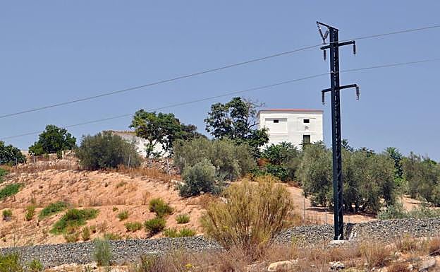 Adif licita por cuatro millones de euros el mantenimiento de la catenaria de la línea AVE desde Antequera a Granada