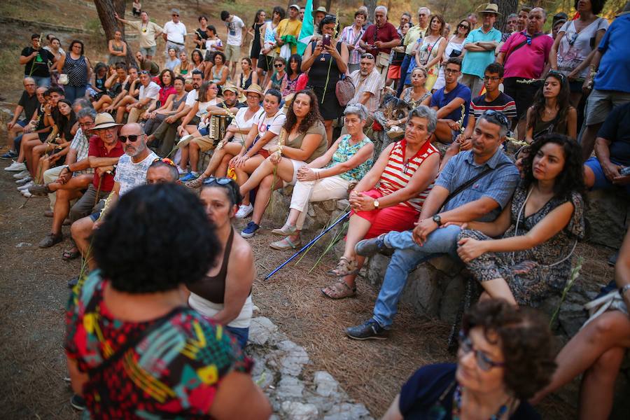 Las asociaciones de la memoria pidieron ayer una señalética cultural para el 'último paseo' de Lorca y un Centro de Interpretación en Víznar