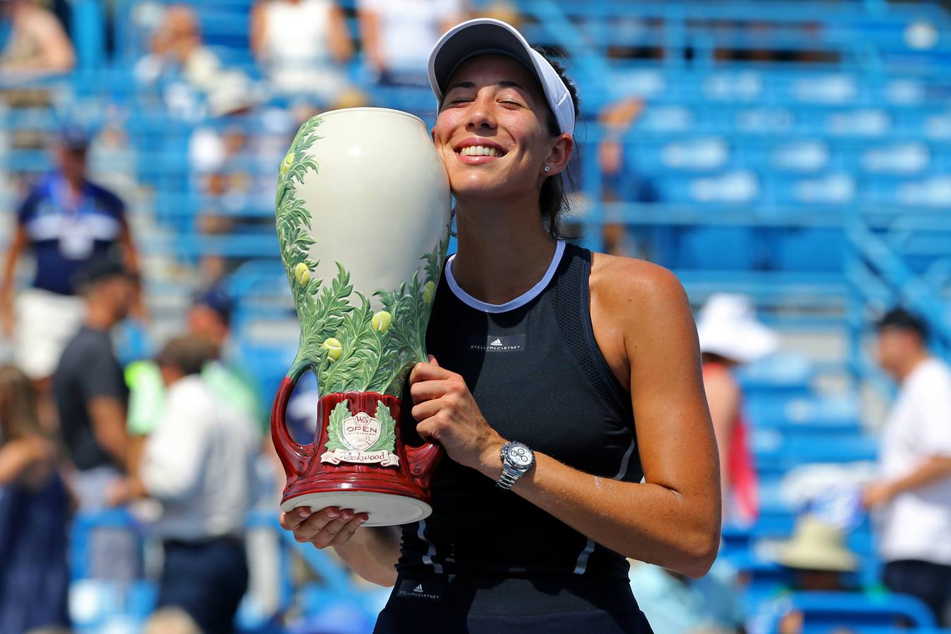 Garbiñe Muguruza ha ganado el Masters 1000 de Cincinnati ante Simona Halep (6-1 y 6-0)