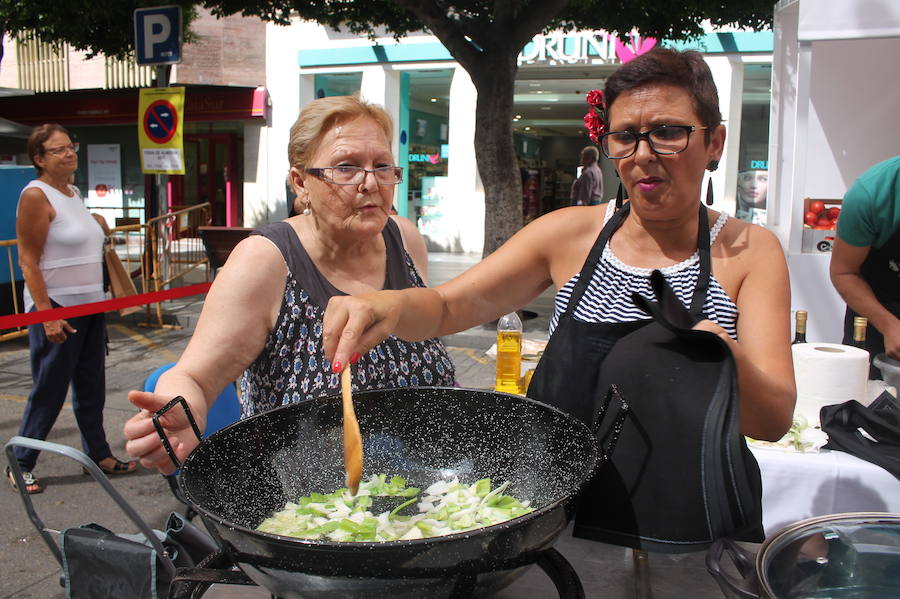 Los fideos con pintarroja criban a los concursantes de un concurso de cocina que hoy celebra su final