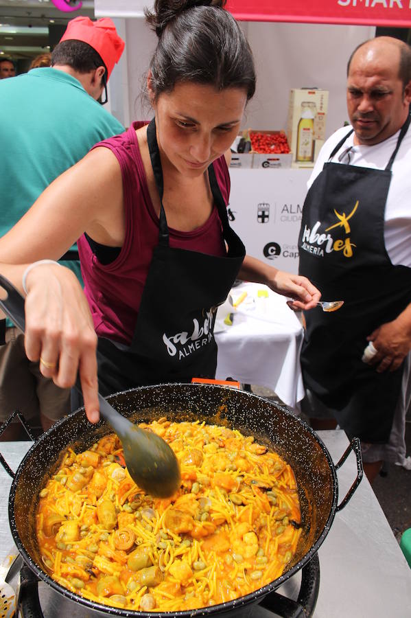 Los fideos con pintarroja criban a los concursantes de un concurso de cocina que hoy celebra su final