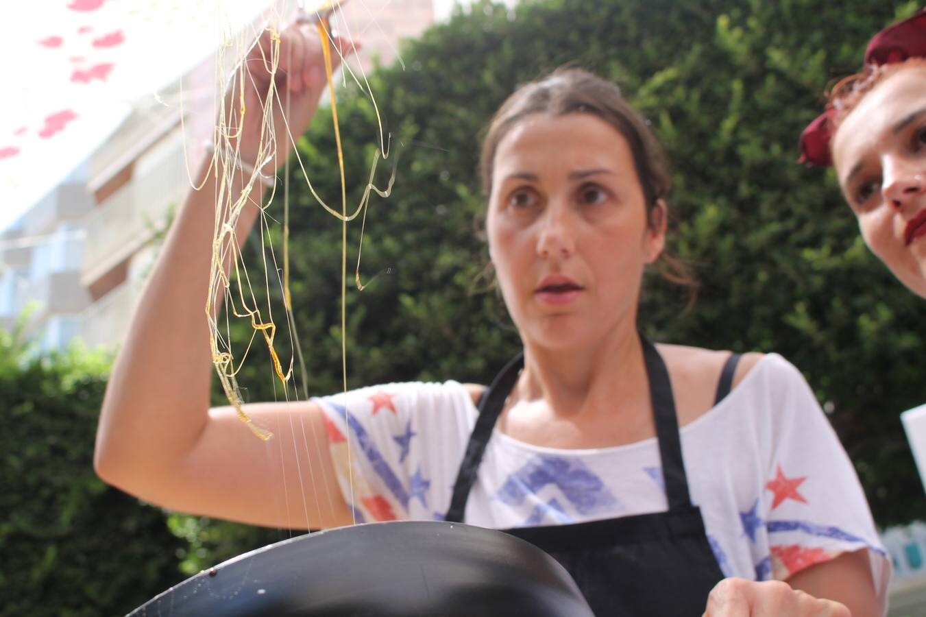 Rebeca Ruiz se alza con el primer premio del concurso de gastronomía con una receta en honor a su familia