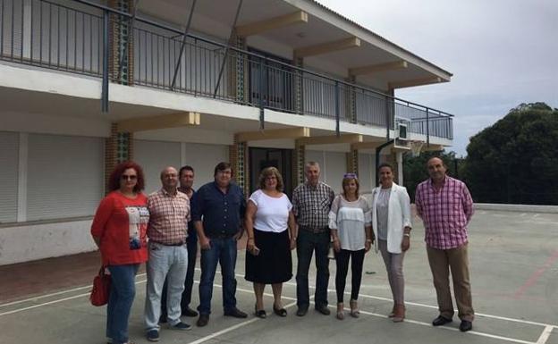 La Junta realiza mejoras en colegios de Campillo de Arenas y Carchelejo