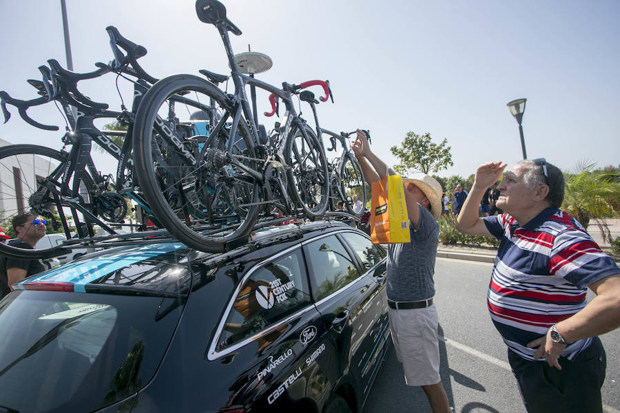 La carrera ha partido de la Ronda Sur para recorrer las principales calles de la ciudad
