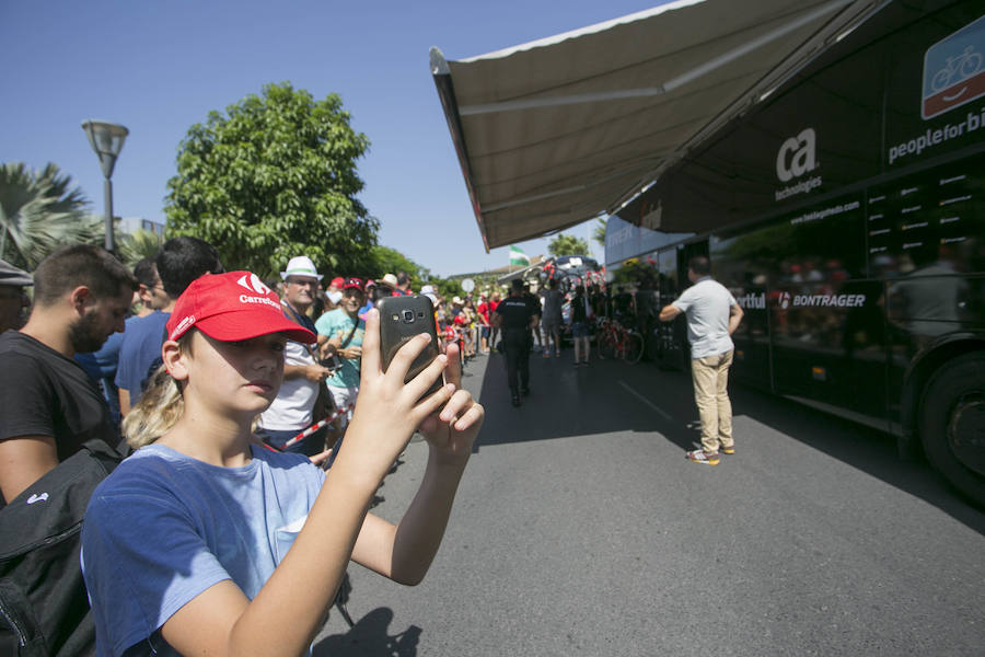 La carrera ha partido de la Ronda Sur para recorrer las principales calles de la ciudad