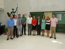 La delegada provincial de Educación de la Junta de Andalucía, Francisca Fernández, recibiendo a los nuevos inspectores. :: ideal