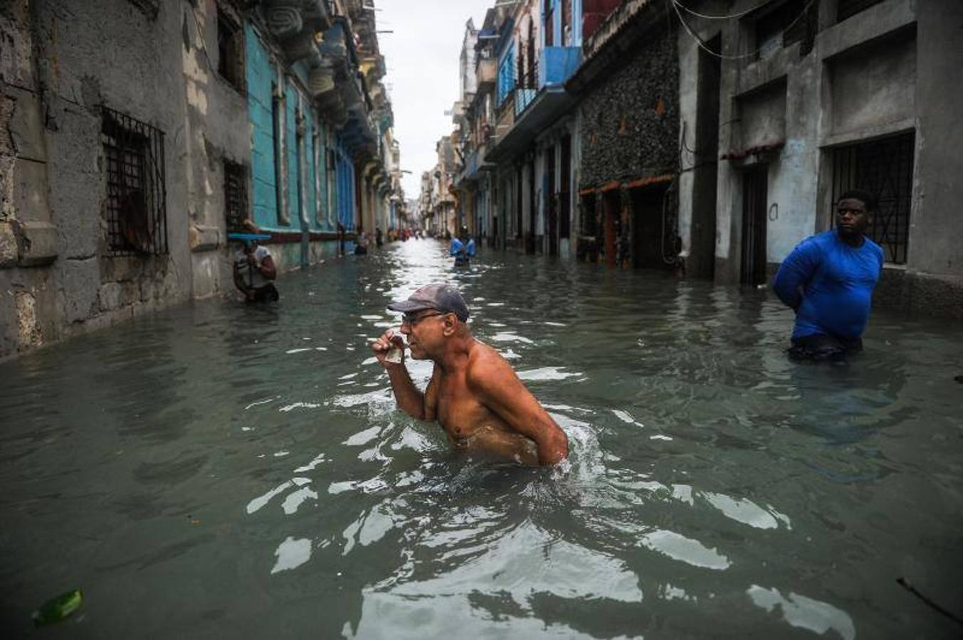 1,7 millones de personas han sido evacuadas en el país caribeño.