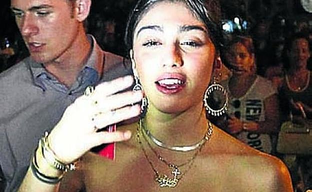 Fiesta porno de la hija de Madonna