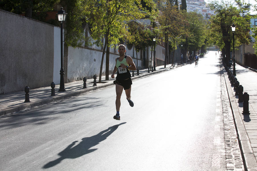 “Colaboramos con esta carrera porque coincide con nuestro objetivo de mejorar el bienestar de los granadinos a través del deporte”, dice Eduardo Castillo