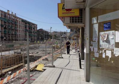 Imagen secundaria 1 - Comercios vacíos durante las obras.