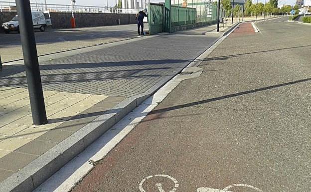 Un niño de 5 años, muy grave tras ser atropellado por un camión cuando iba en bicicleta